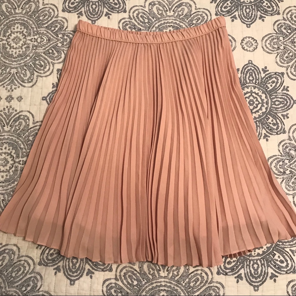 💖 BANANA REPUBLIC SKIRT 💖
